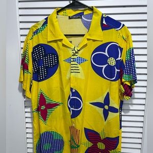 Men’s XXL Camp Costa Button Up Shirt